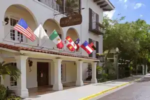 La Posada Hotel, Ларедо