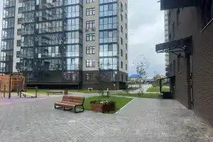 Romlex Apartments (Ромлекс) на улице Тальниковая 5, Тюмень