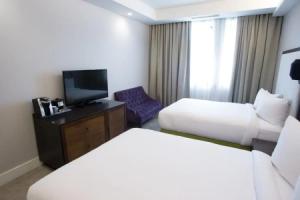 Leon Hotel Les, Нью-Йорк
