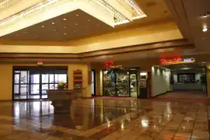 Отель «Ramada by Wyndham Viscount Suites Tucson East», Тусон