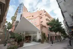 Hotel «Alba Seleqtta», Льорет де Мар