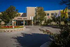 Hotel «Lutania Beach», Колимбия