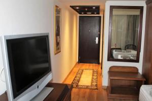 Cleopatra Hotel, Каир