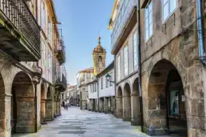 Snug Apartment in Santiago de Compostela With Terrace, Сантьяго-де-Компостела
