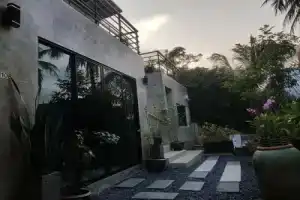 Laemsai Resort, Таланг