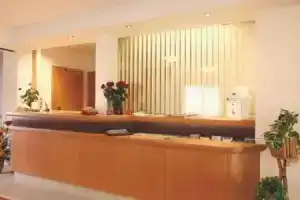 Hotel «Alpenroyal», Фис