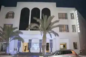 Hotel «Olympic», Мидоун