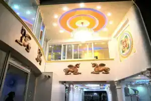 Мини-отель «Royal Penguin Boutique & Spa», Катманду