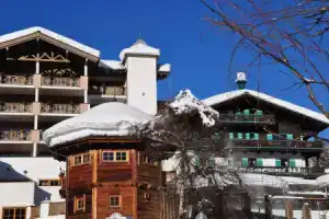 Stammhaus Wolf im Hotel Alpine Palace, Заальбах