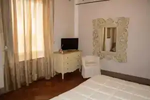 Santa Croce Charme Apartment, Ареццо