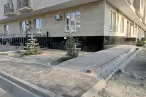 WHITE HOTEL & HOSTEL, Бишкек