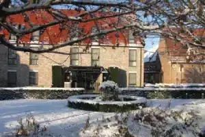 Begijnhof Hotel, Левен