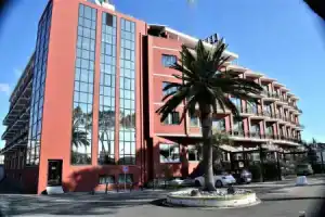 Park Hotel, Латина