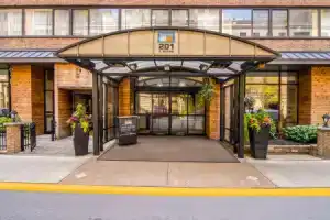 Отель «Sonesta ES Suites Chicago Downtown Magnificent Mile», Чикаго