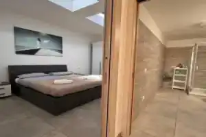 Mungo in Fiumicino With 1 Bedrooms and 1 Bathrooms, Лидо-ди-Остия