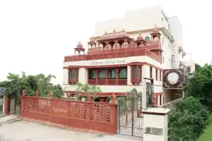 Отель «WelcomHeritage Traditional Haveli», Джайпур