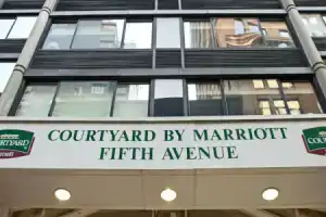 Отель «Courtyard by Marriott New York Manhattan/ Fifth Avenue», Нью-Йорк