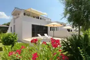 Апарт-отель «Sunnyside  Petrcane», Petrcane