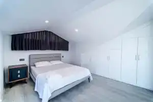 House With Private Pool and Backyard in Fethiye, Фетхие