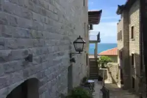 Romantic Studio Flat Near Seashore in Ulcinj, Ульцинь