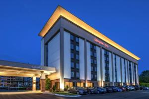 Отель «Hampton Inn Charlotte University Place», Шарлотт