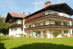 Ferienwohnungen Maria, Роттах-Эгерн