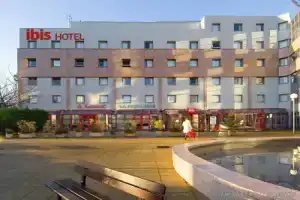 Отель «ibis Nanterre La Défense», Нантер