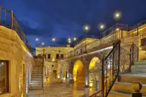 Отель «Golden Cave Suites», Ургюп