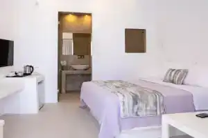Ambience Suites, Фиростефани