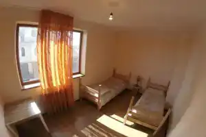 Glide Hostel, Ереван