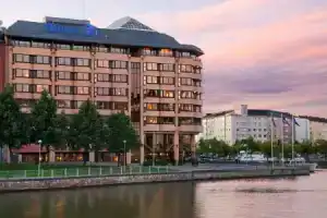 Отель «Hilton Helsinki Strand», Хельсинки