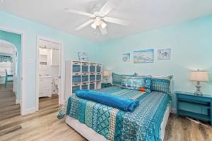 Lunasea Haven by Miss Kitty’s, Рокпорт