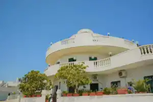 Hotel «Falco D'oro», Чистернино