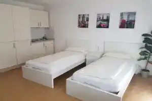 Apartments Jahnstrasse, Дюссельдорф