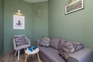 Beautiful Apartment in Lovran With Wifi and 2 Bedrooms, Ловран