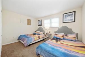 Ocean Front Beach in Clearwater 2BB 2BA, Клируотер Бич