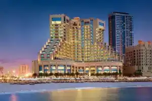 Отель «Fairmont Ajman», Аджман
