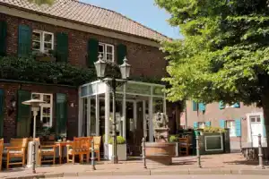 Wellings Romantik Hotel zur Linde, Мёрс