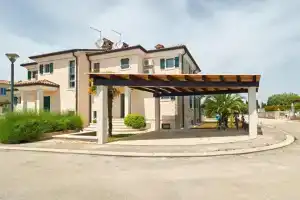 Villa Jazzbina, Савудрия