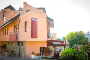 Hotel «Apolis», Созополь