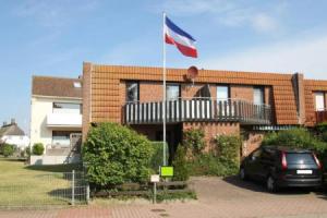 5081 - Lütt Hus Monika, Даме