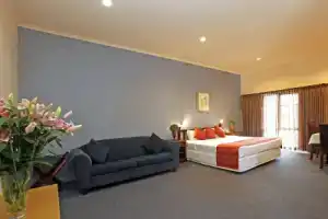 Greensborough Motel, Мельбурн