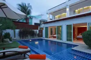 La Flora Resort Patong - Sha Extra Plus, Патонг