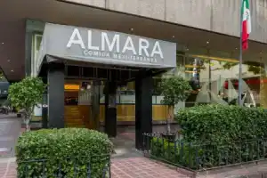 Отель «Galeria Plaza Reforma», Мехико