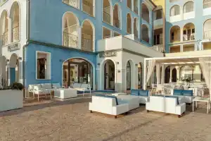 Life Hotel, Порто-Реканати