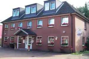 Hotel «Neugrabener Hof», Гамбург