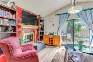 Family-friendly OKC Area Getaway: Dogs Welcome!, Оклахома-Сити