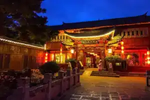Lijiang Wangfu Hotel, Лицзян