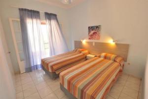 Elena Apartments Corfu, Ахарави