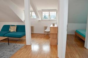 Moderne Dachgeschosswohnung zentral by Seebnb, Вельден-ам-Вёртхерзее